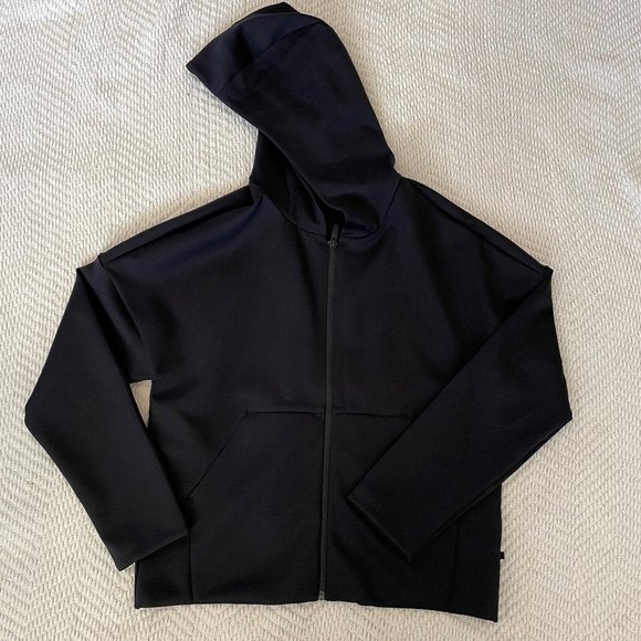 lululemon athletica Sweaters - Lululemon Zip-up Sweater, size 8